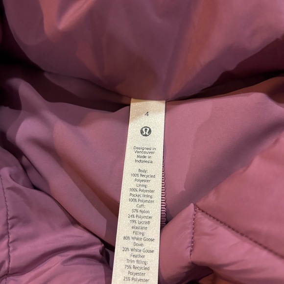 Lululemon Wunder Puff Jacket - Picture 4 of 5